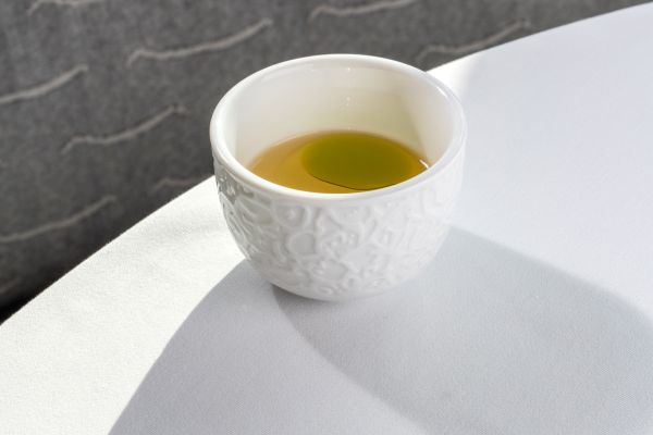 Hideg paradicsom consomé házi bazsalikom-ecettel